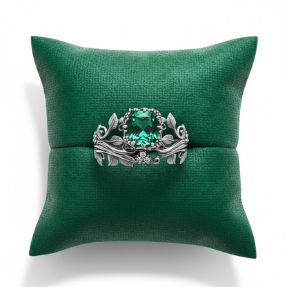 925 SS Emerald Leaf Motif Ring