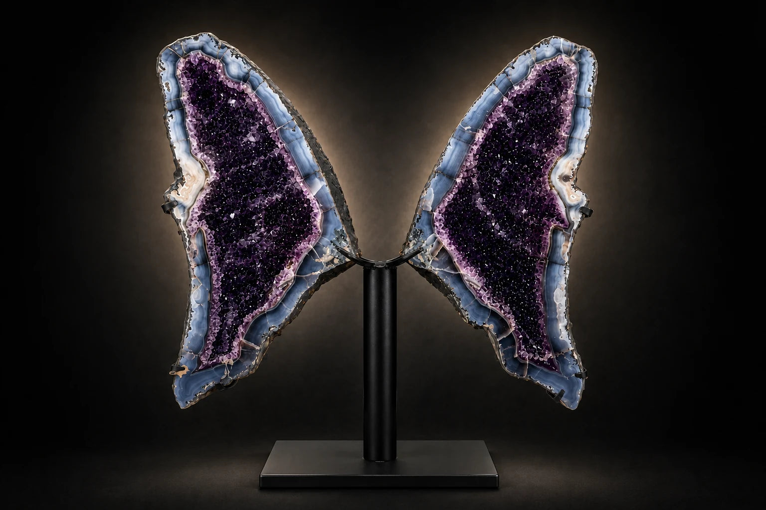 Museum specimen from the Earth Treasures collection